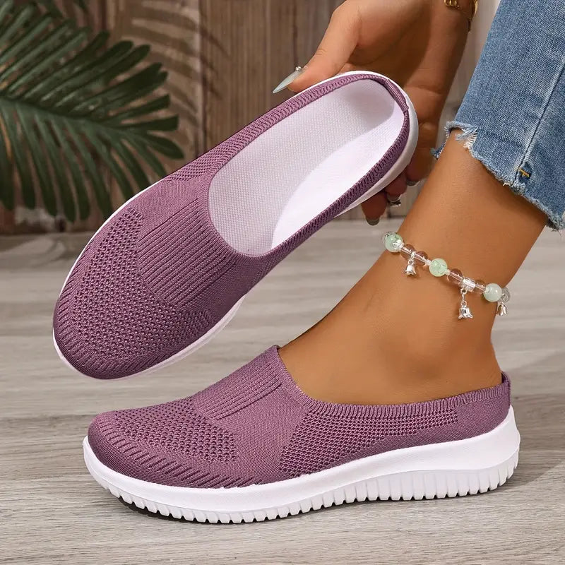 Carly: Camina sin humedad, solo con frescura y comodidad con talon abierto,tipo sueco